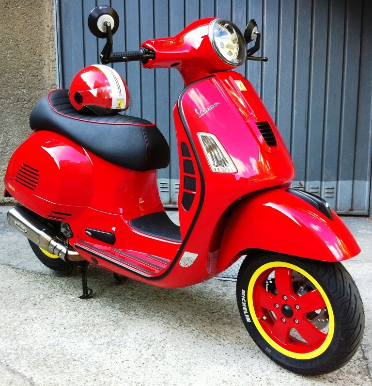 Vespa Gts 300
