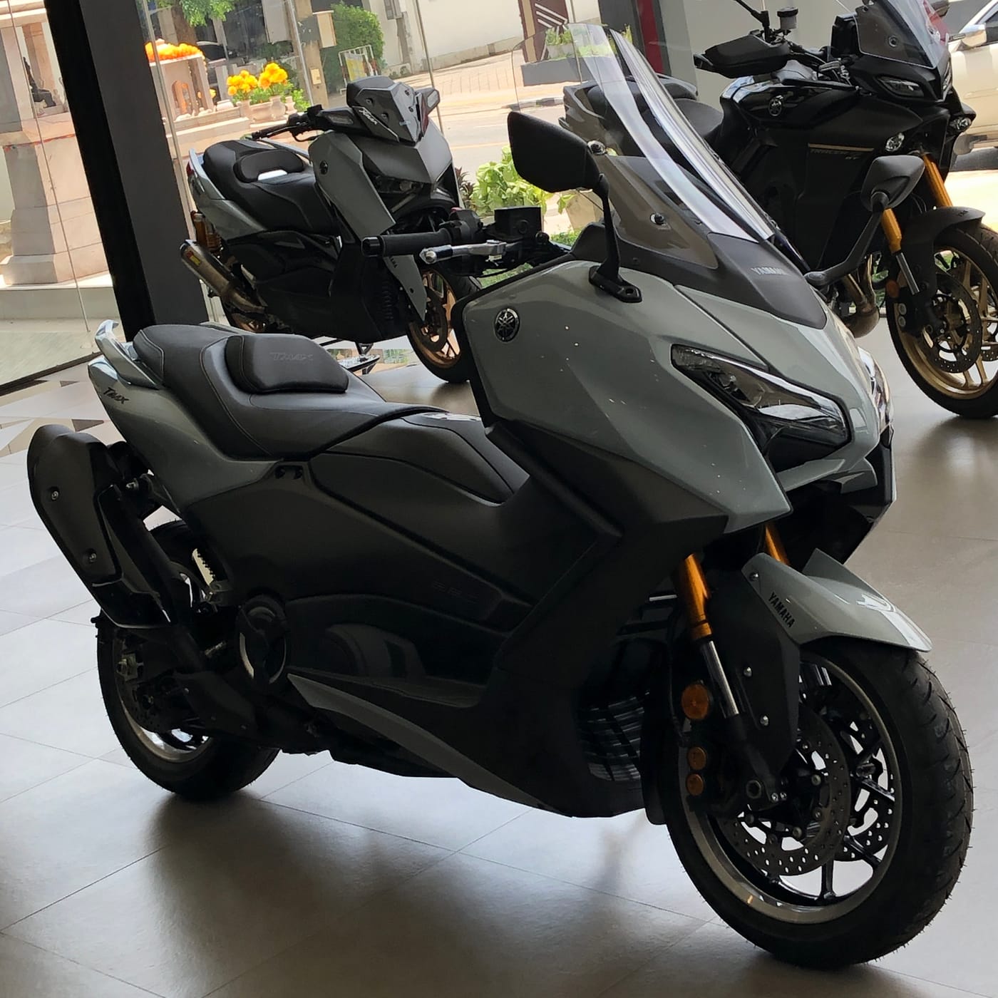 Yamaha T-max 560 Tech Max