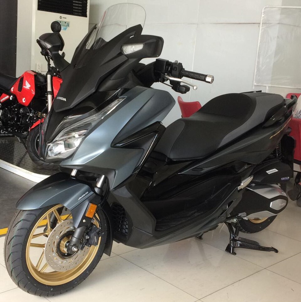 Honda Forza 350