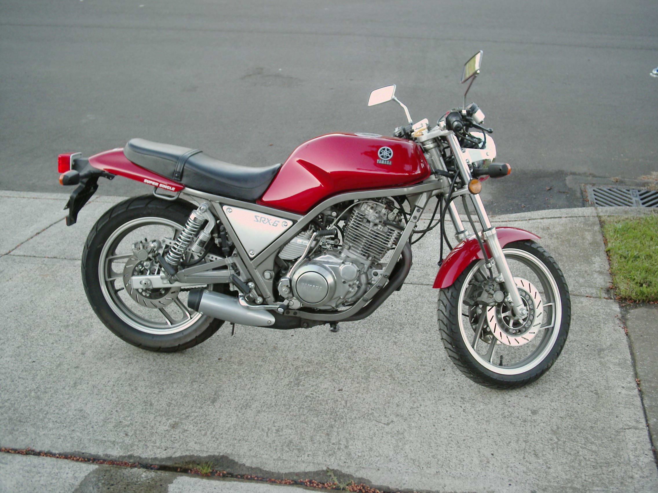 Yamaha Xt600