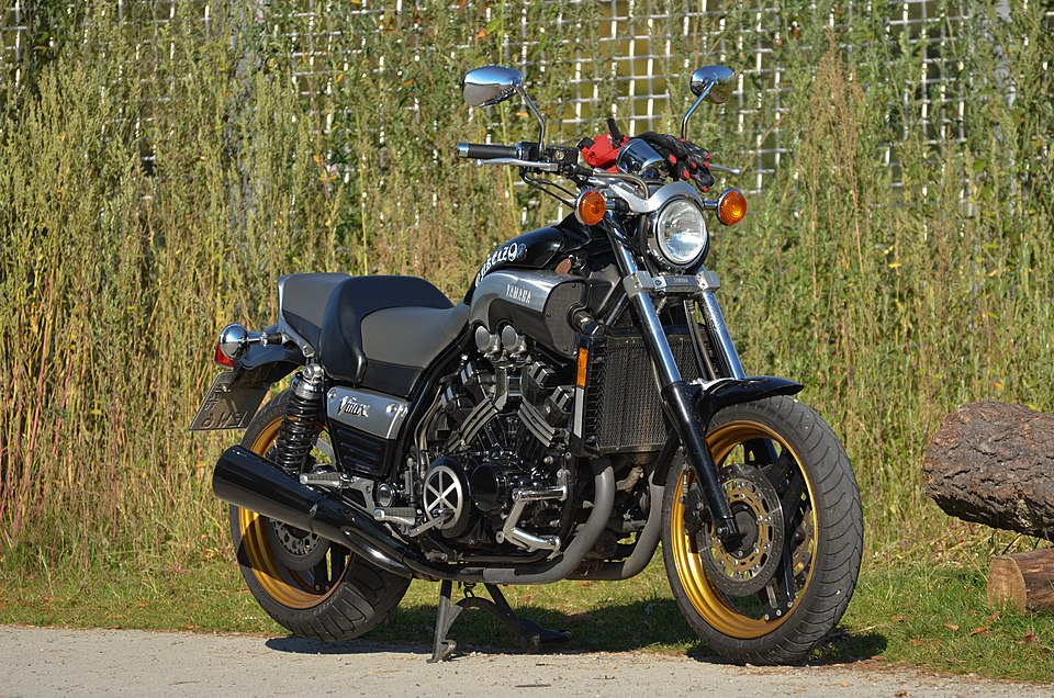 Yamaha V-max 1200