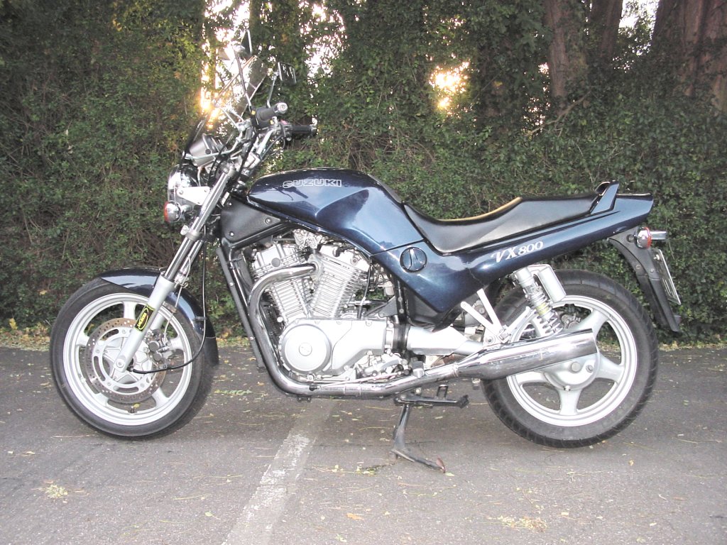 Suzuki Intruder 150