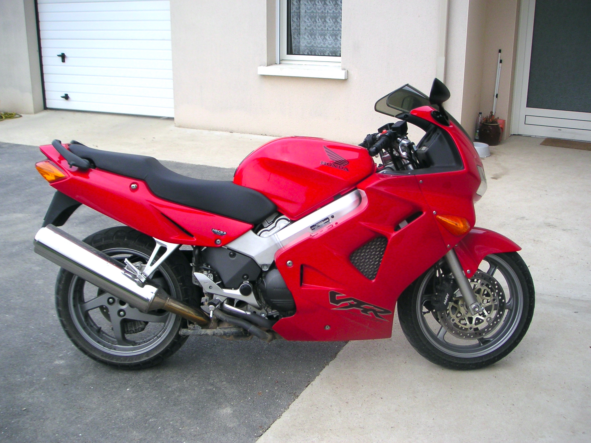 Honda Vfr800 (rc46)