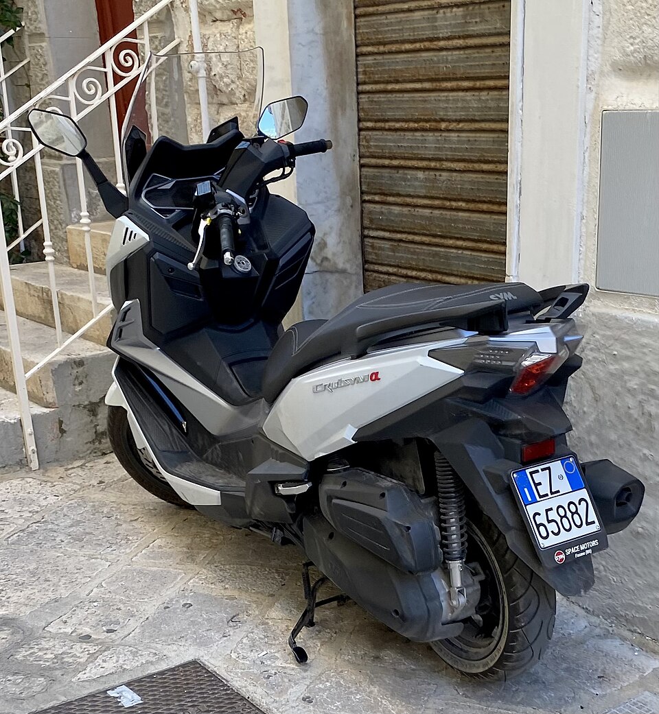 Sym Cruisym Alpha 300
