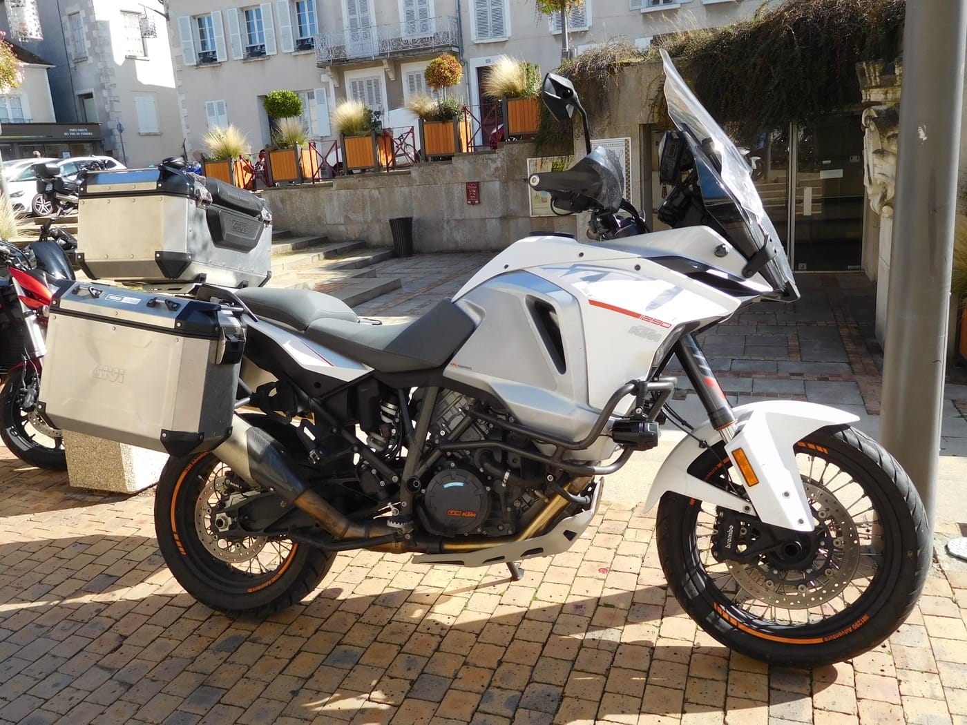 KTM 1390 Super Adventure S Evo