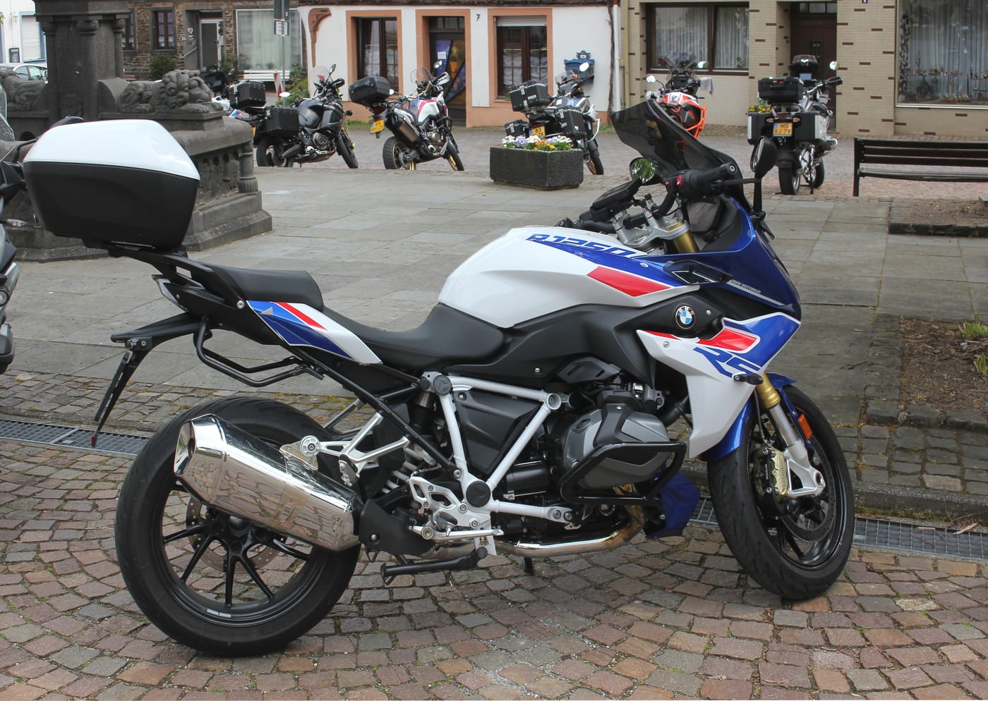 BMW R1300RS
