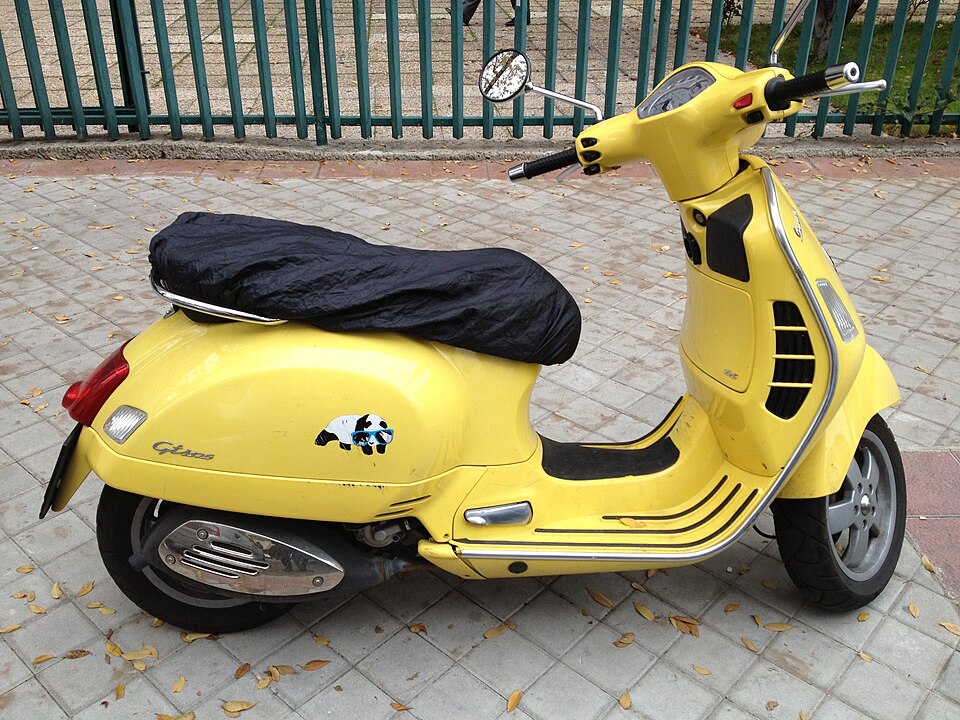 Vespa Gts 125