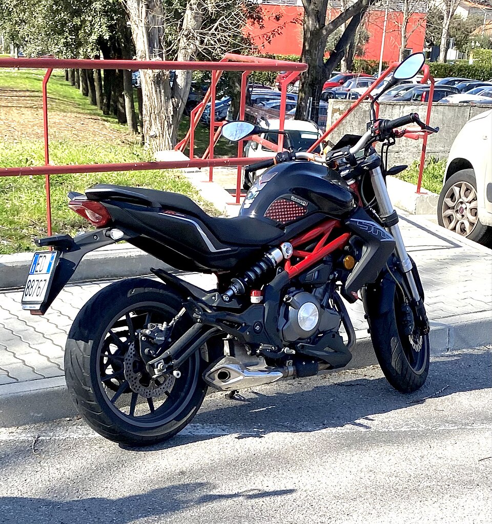 Benelli Bn 302