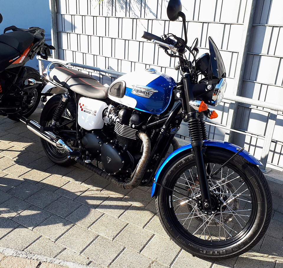 Triumph Bonneville T214