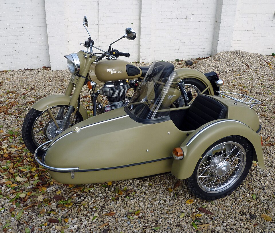 Royal Enfield Classic Desert Storm