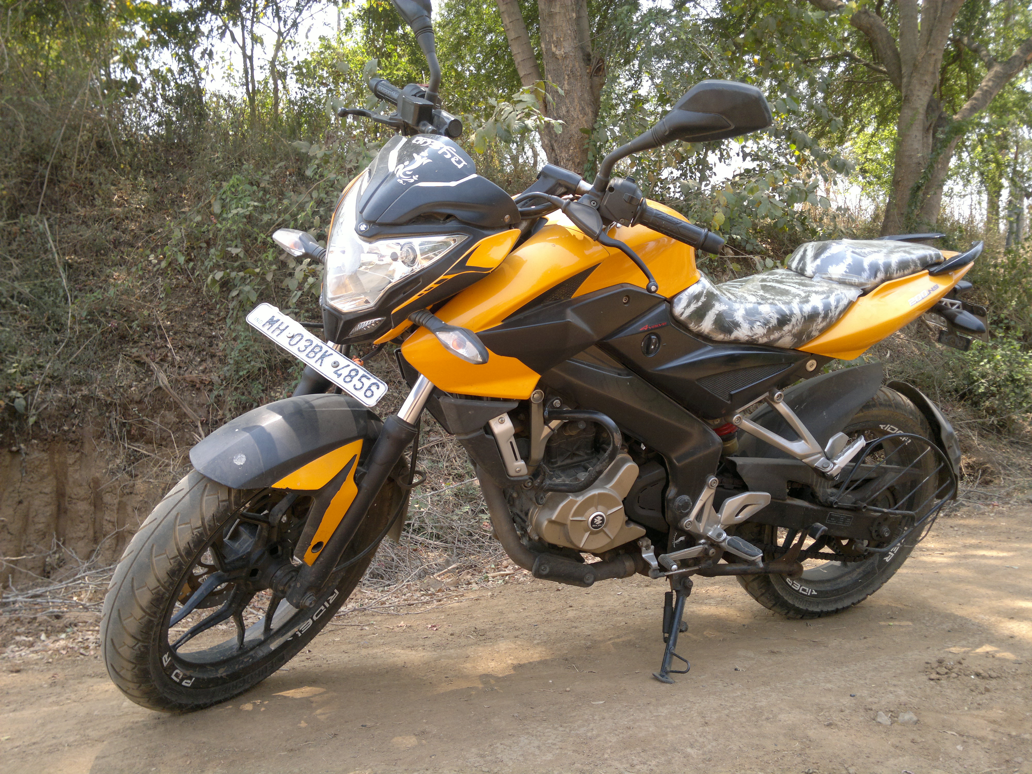 Bajaj Pulsar Ns200