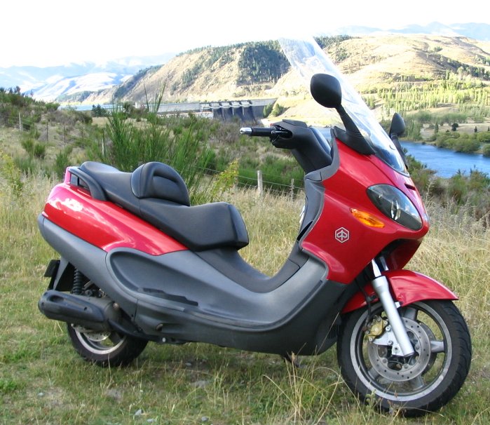 Piaggio Hexagon 250