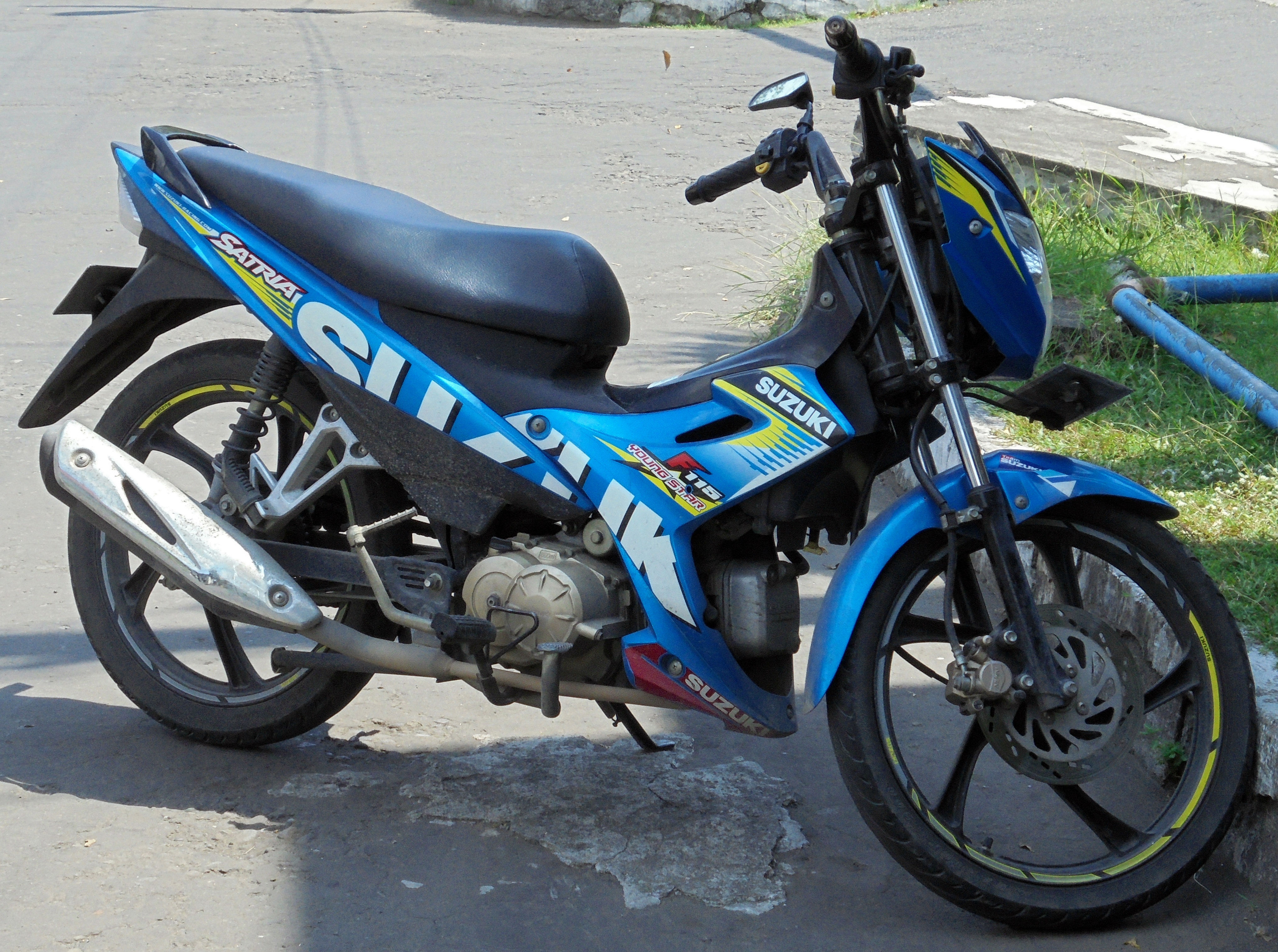 Suzuki Raider R150