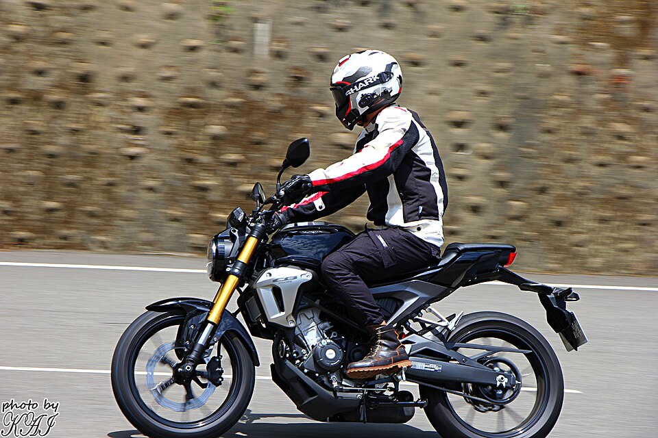 Honda Cb150r