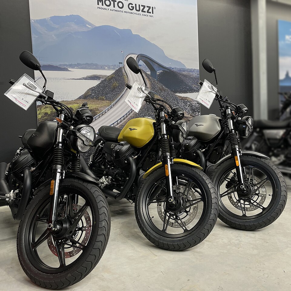 Moto Guzzi V7 Stone