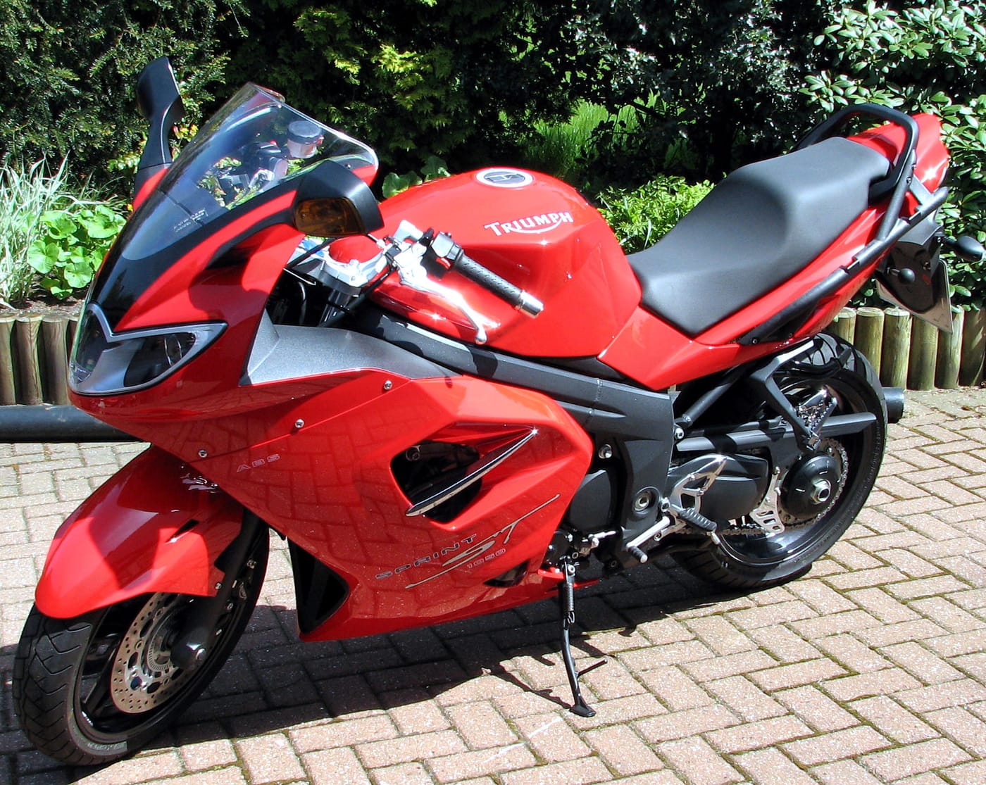 Triumph Sprint St 1050